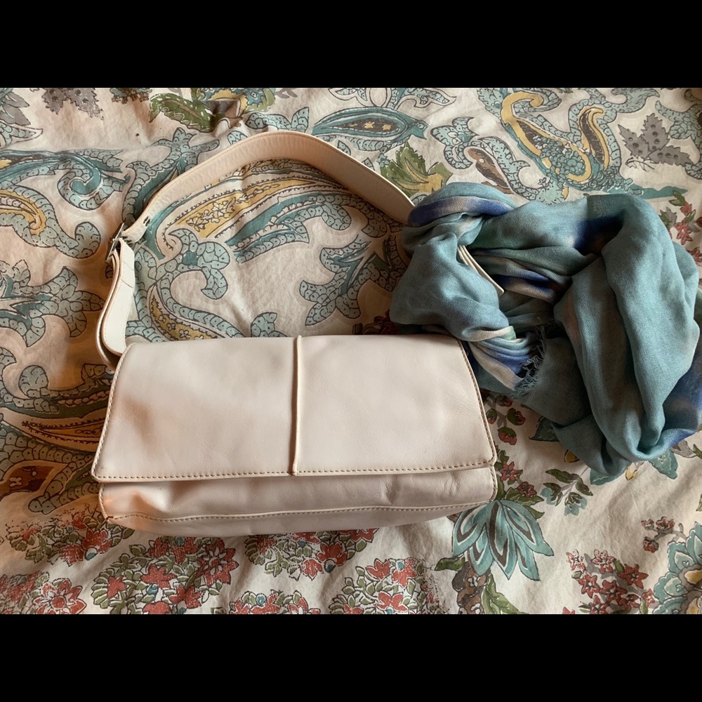 HYPE white leather hobo style purse